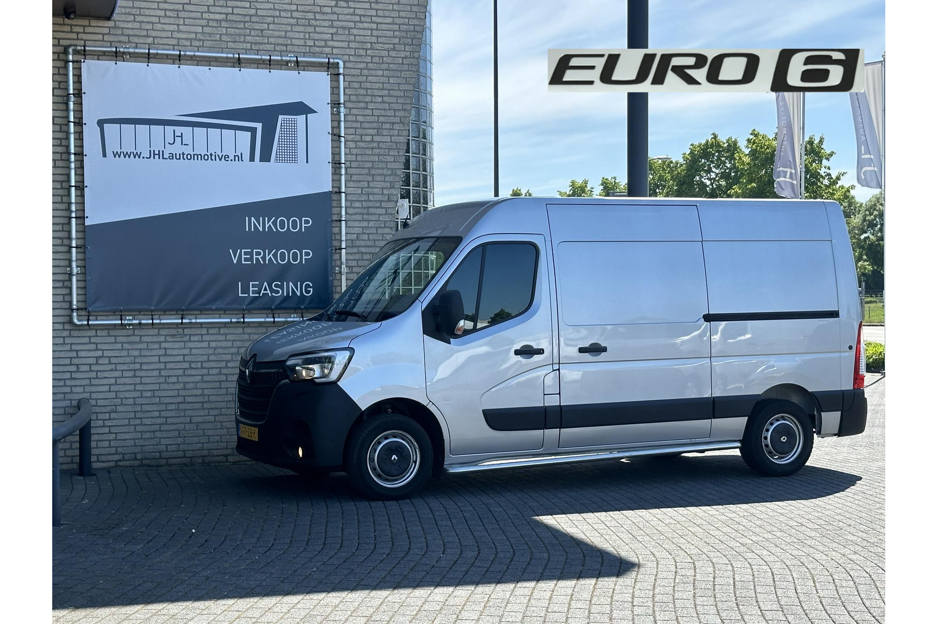 Renault Master T35 2.3 dCi 180 L2H2*A/C*NAVI*CRUISE*CAM*TEL*3PERS